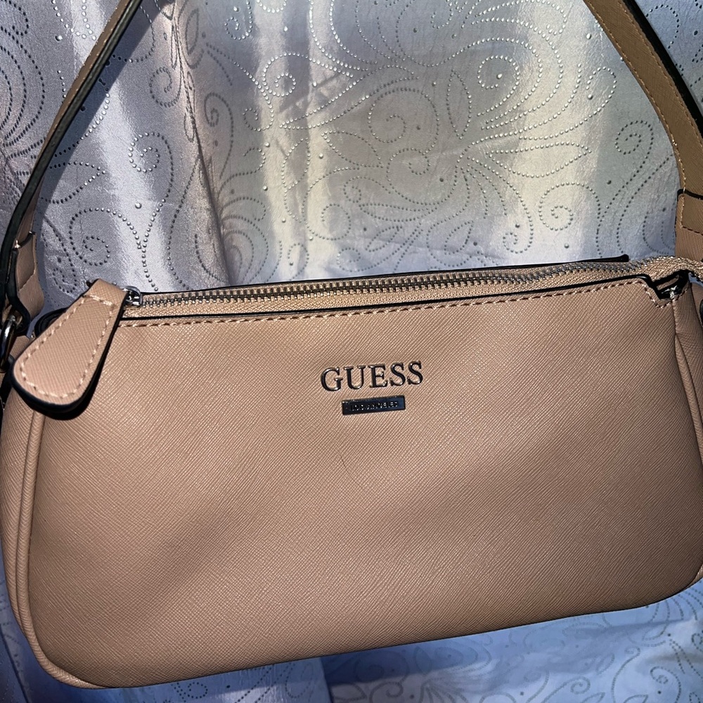 GUESS Shoulder Bag